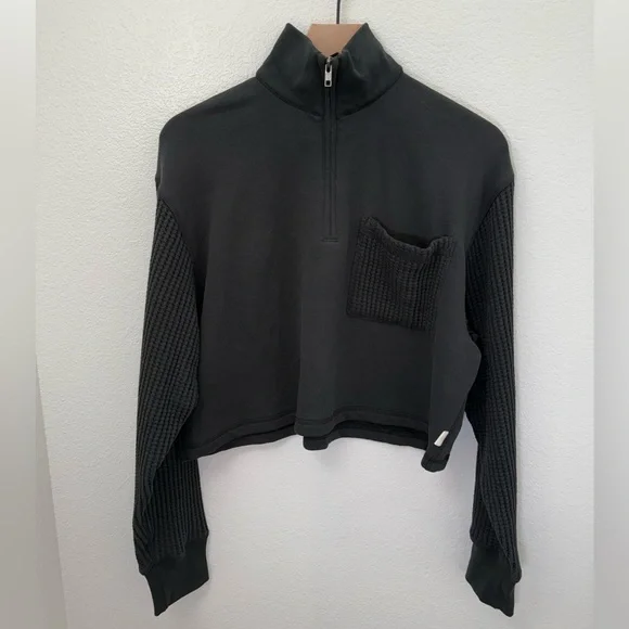 Mate The Label Organic Fleece and Waffle Cropped Half-Zip Sweatshirt Onyx Small - Picture 5 of 11